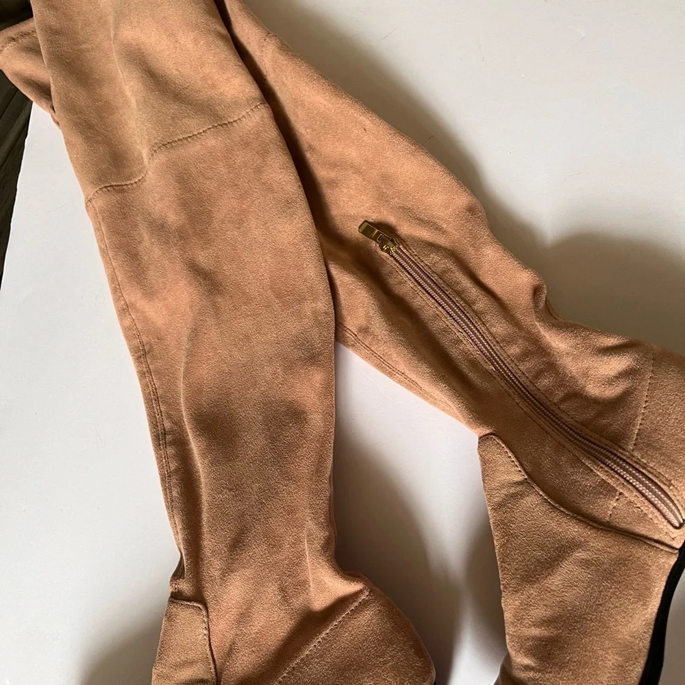Catherine Malandrino Boots Womens Size 7 Faux Suede Over The Knee Dusty Pink